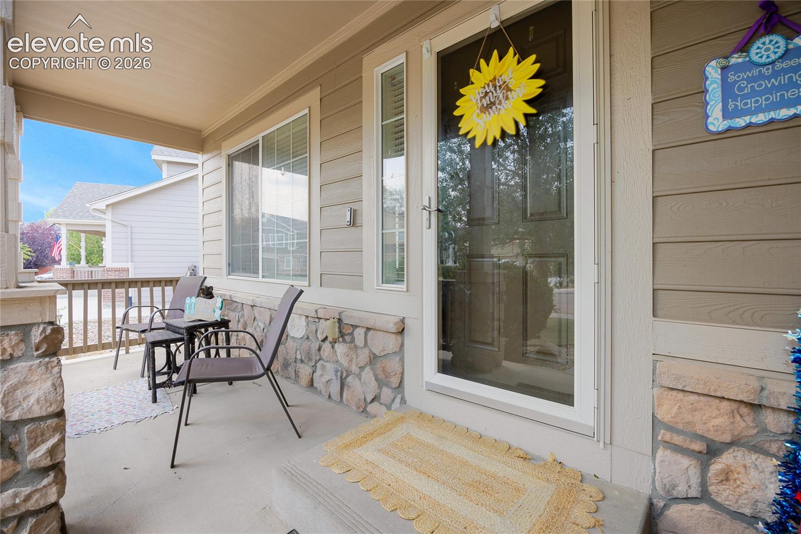 7046 Creekfront Drive