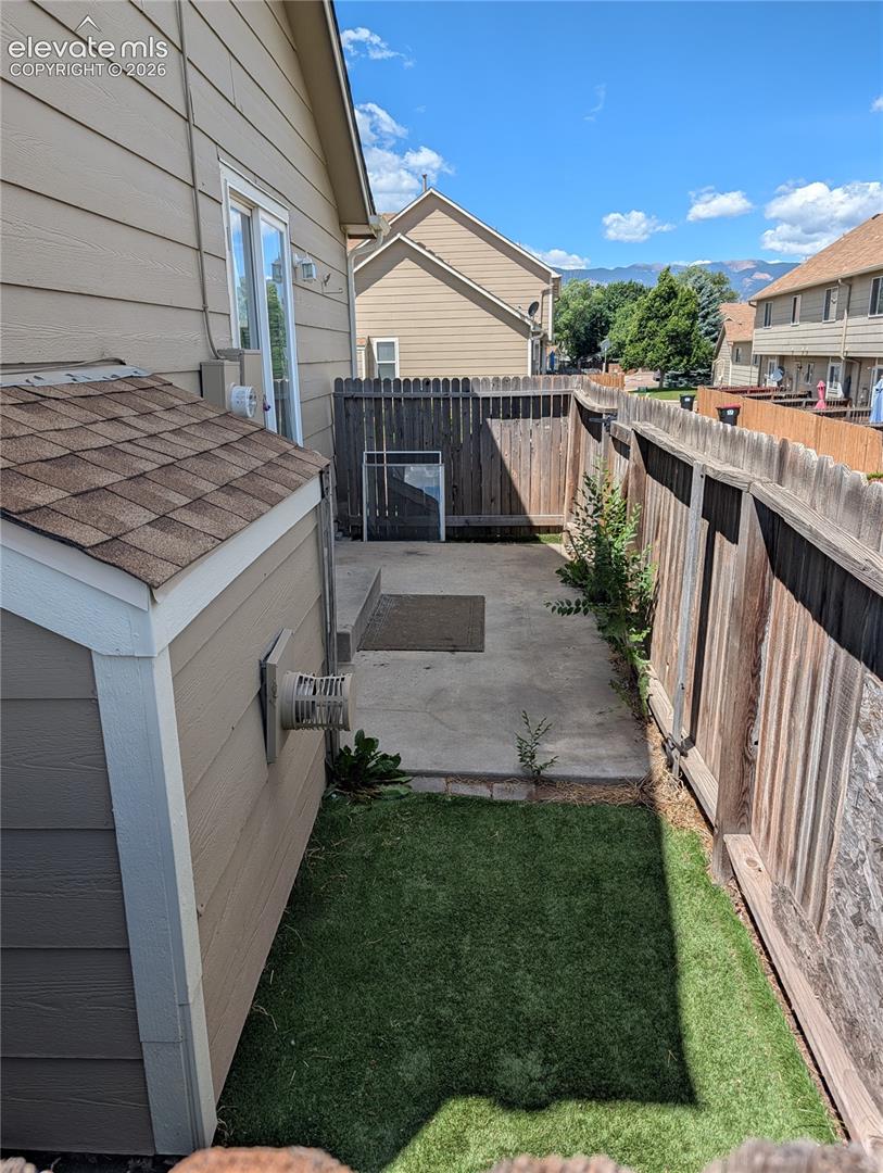 4813 Live Oak Drive