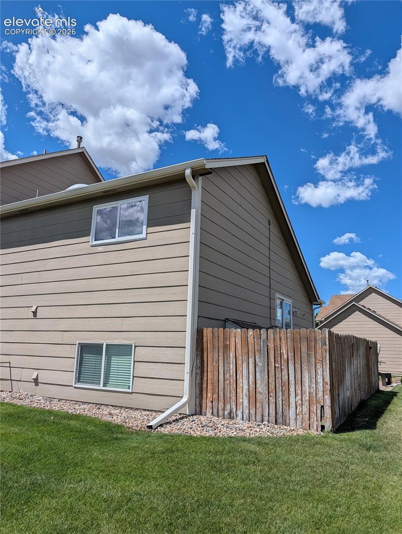 4813 Live Oak Drive