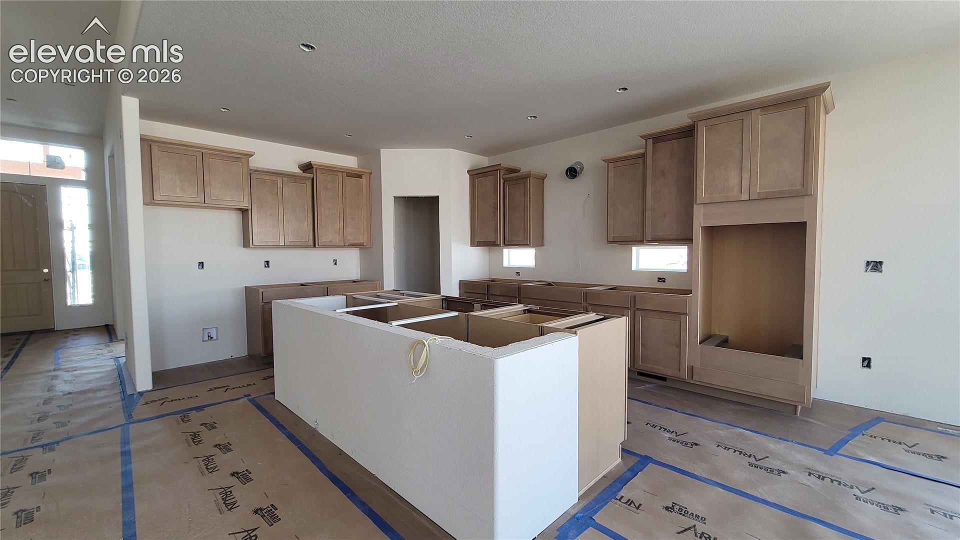 6652 Miro Lane