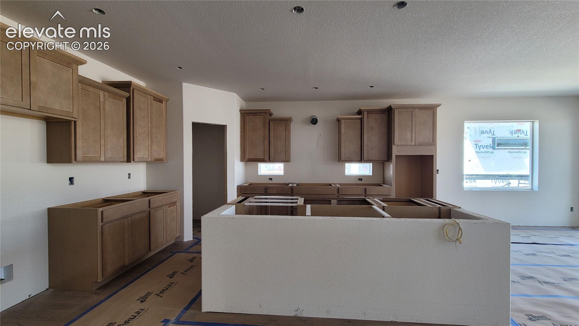 6652 Miro Lane