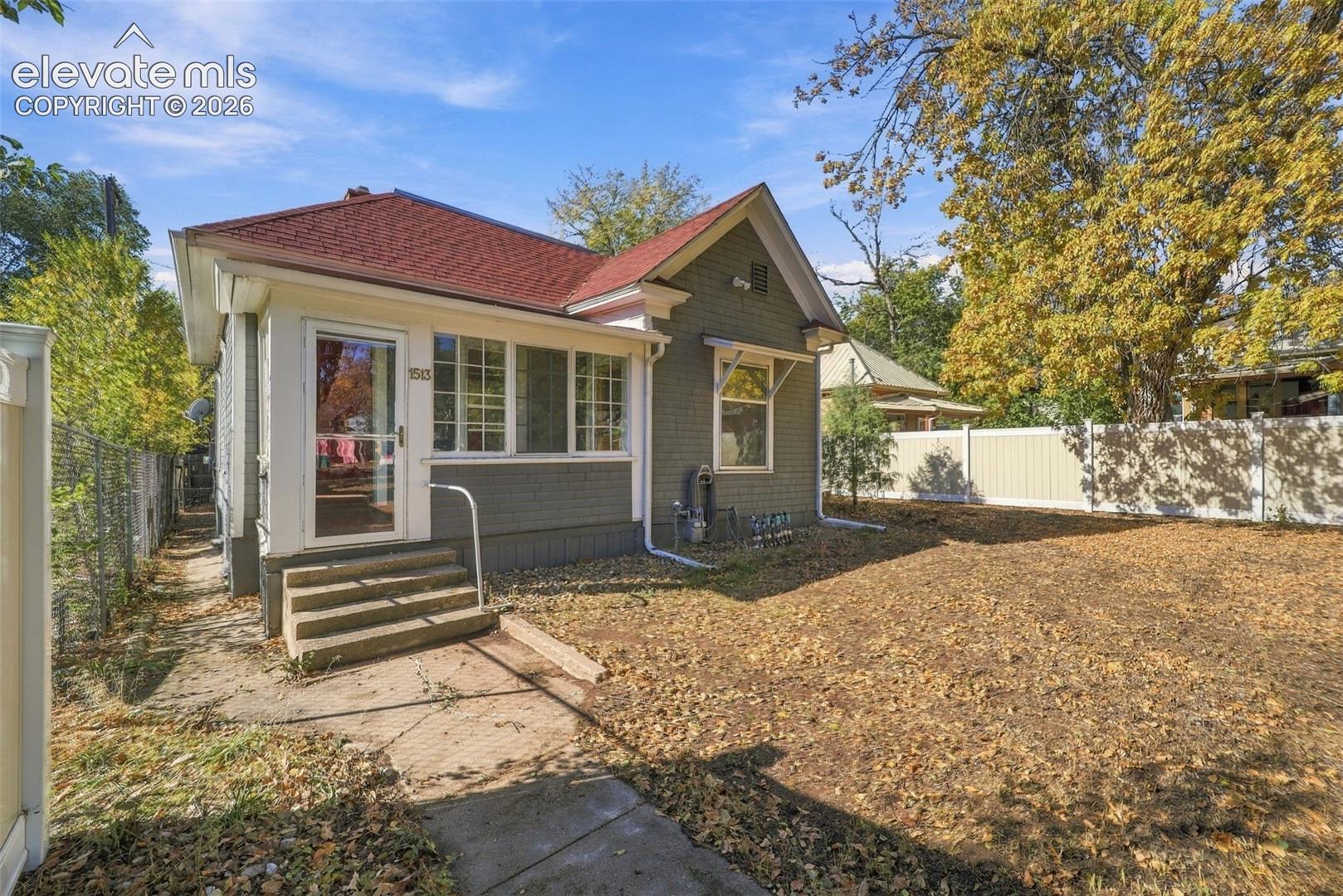 1513 W Colorado Avenue