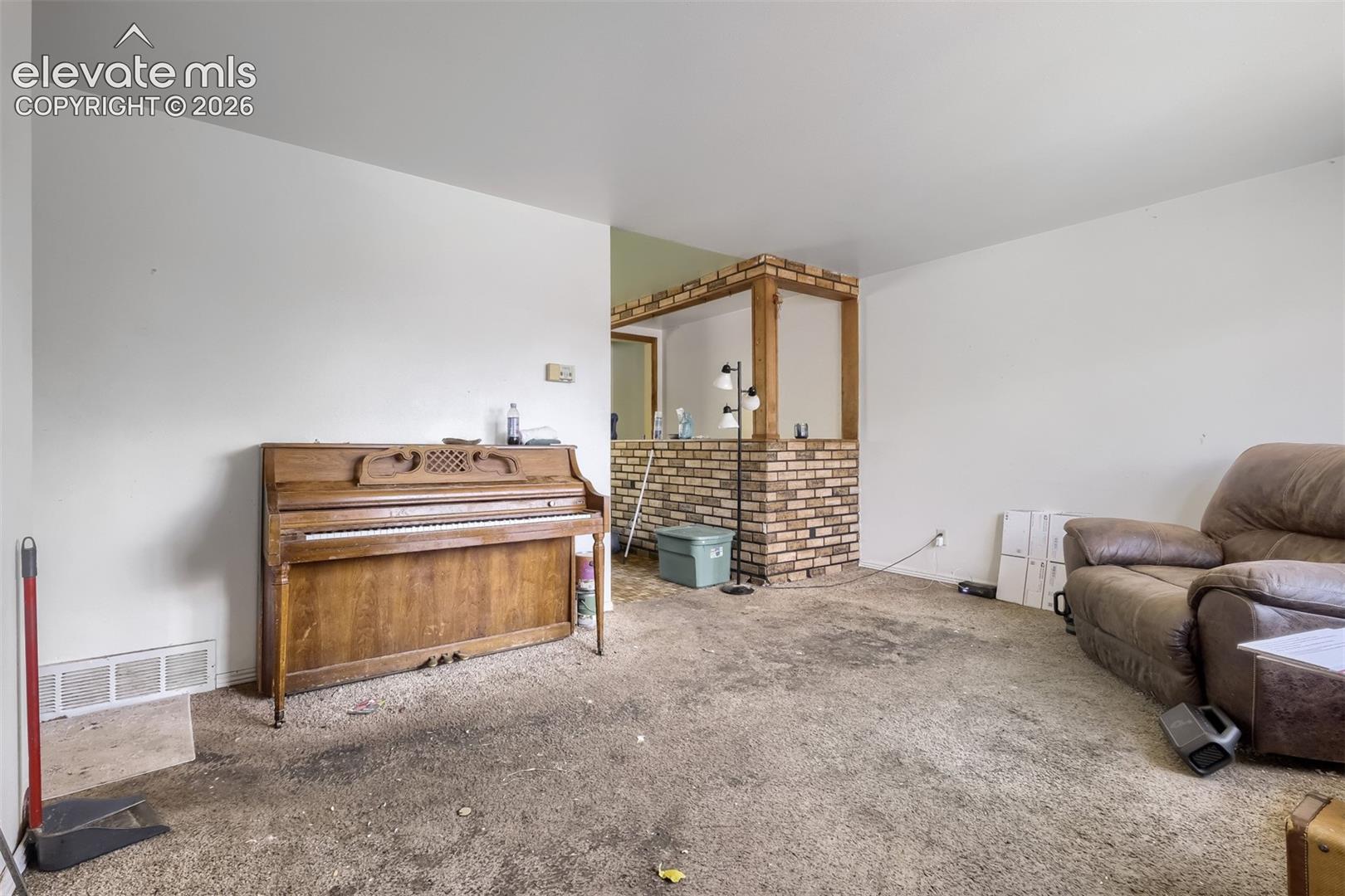 4040 Hollow Road