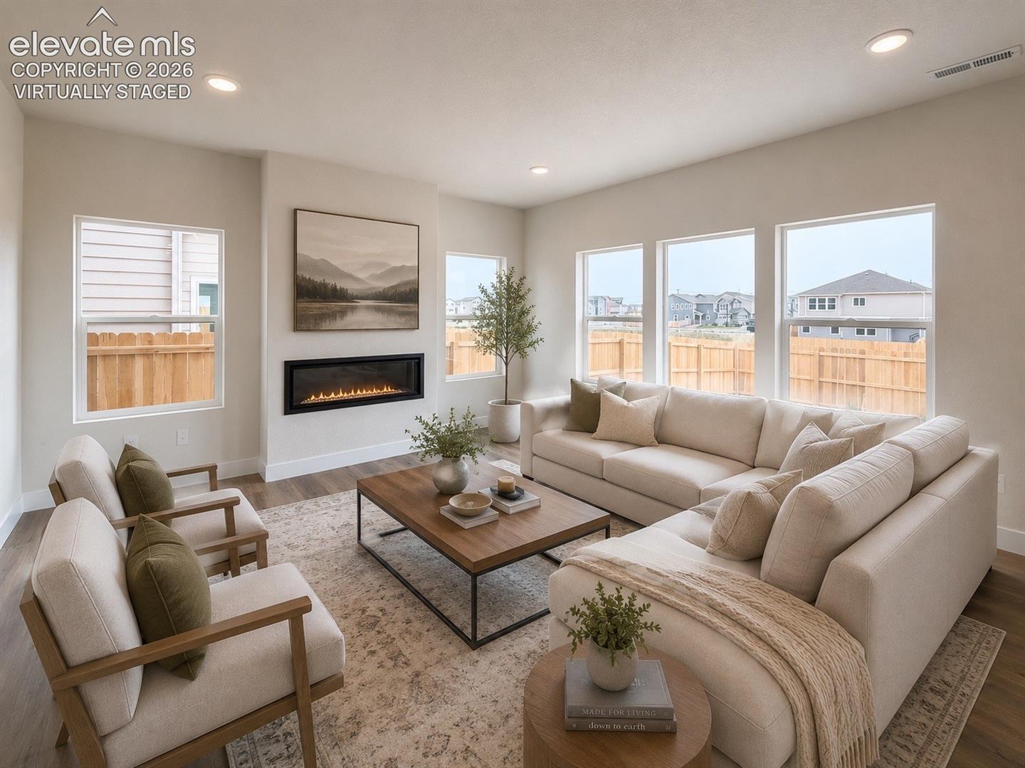 8222 Lemon Grass Road