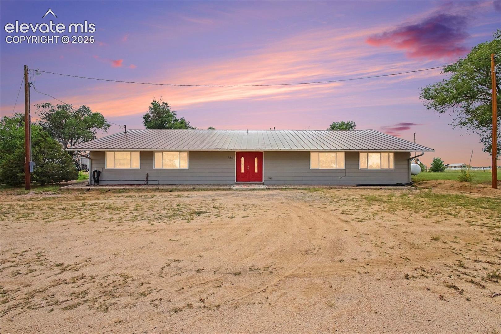 140 N Ellicott Highway