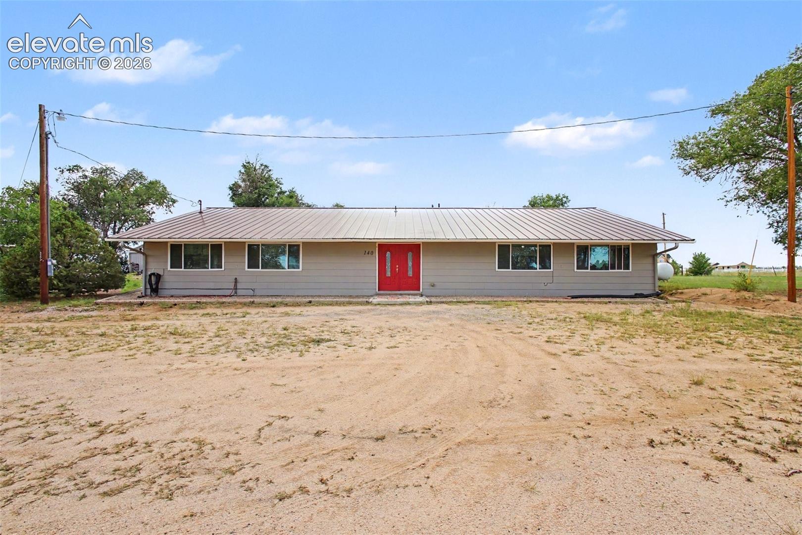 140 N Ellicott Highway