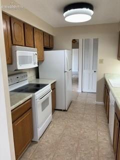 411 Lakewood Circle B530