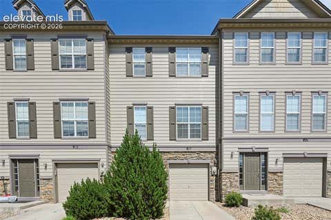 Photo of 917 Burning Bush Point, Monument, CO 80132 (MLS # 9700190)