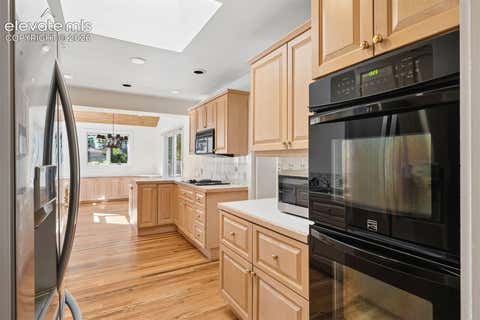 Tiny photo for 26 Oak Avenue, Colorado Springs, CO 80906 (MLS # 3283134)