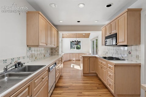 Tiny photo for 26 Oak Avenue, Colorado Springs, CO 80906 (MLS # 3283134)