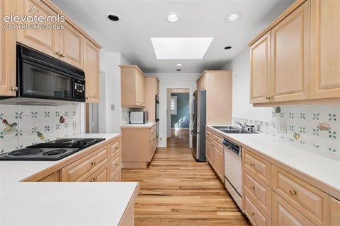 Tiny photo for 26 Oak Avenue, Colorado Springs, CO 80906 (MLS # 3283134)