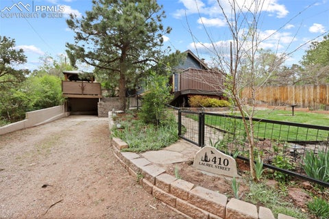 Tiny photo for 410 Laurel Street, Colorado Springs, CO 80904 (MLS # 3566976)