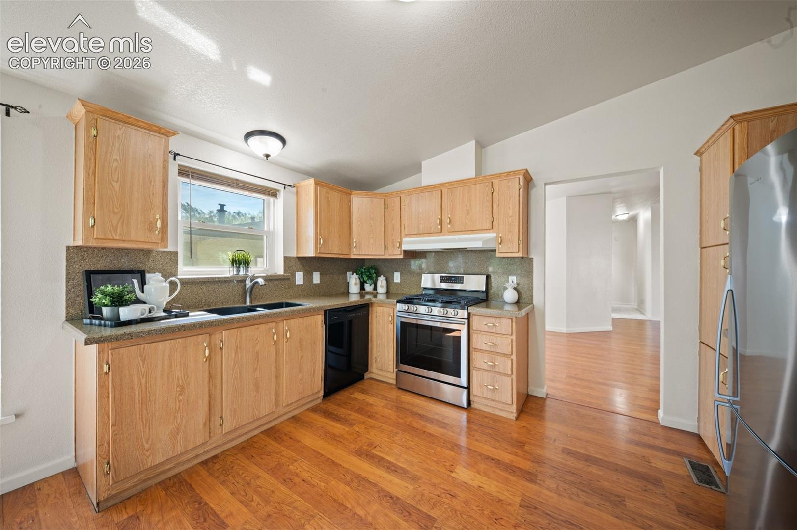 4637 Gray Fox Heights