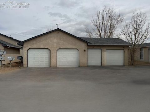 Photo of 715721 E Laporte Drive, Pueblo, CO 81007 (MLS # 1943358)