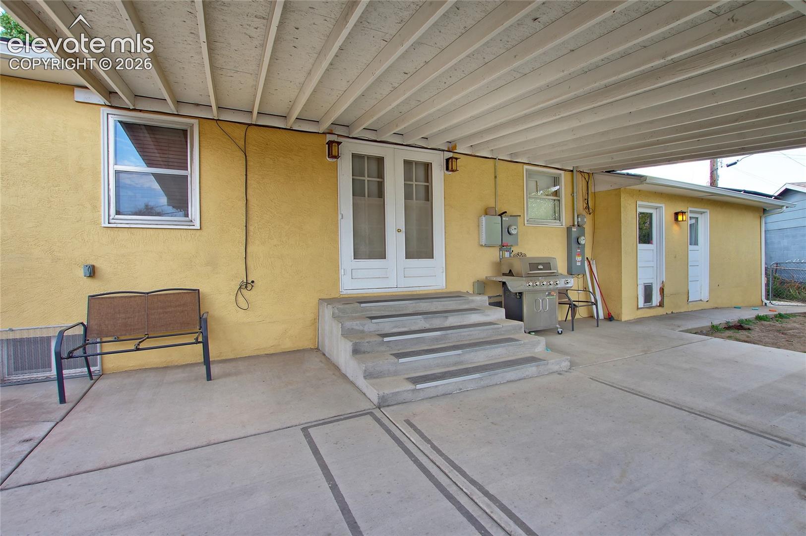 3111 Royal Avenue