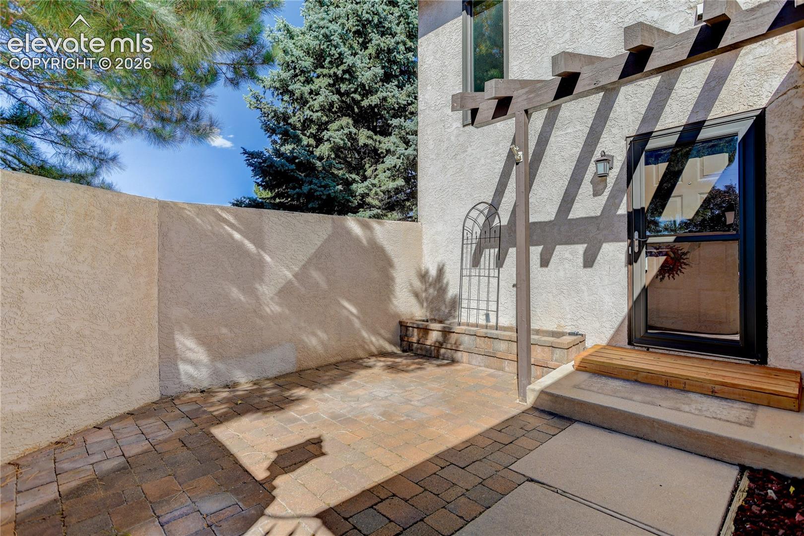 2932 Camino Cielo Court