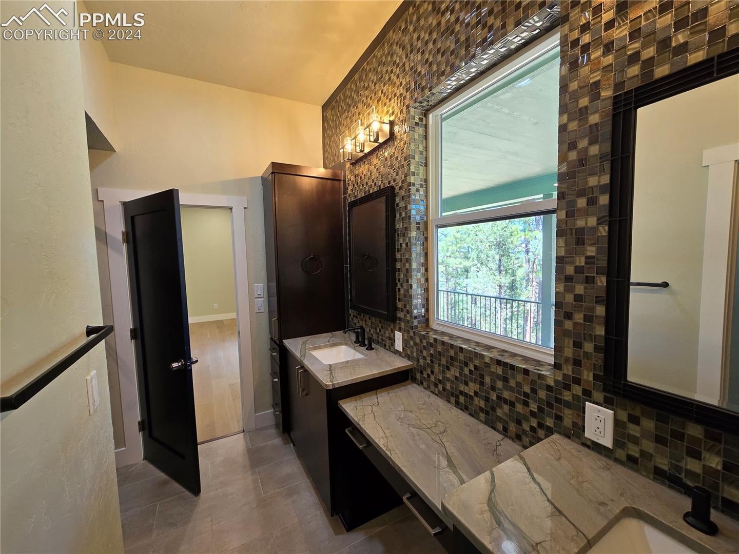 33036 Meadow Ridge Ln, Trinidad, CO, 81082, USA, 4 Bedrooms Bedrooms, ,3 BathroomsBathrooms,Residential,Active,33036 Meadow Ridge Ln,5379287
