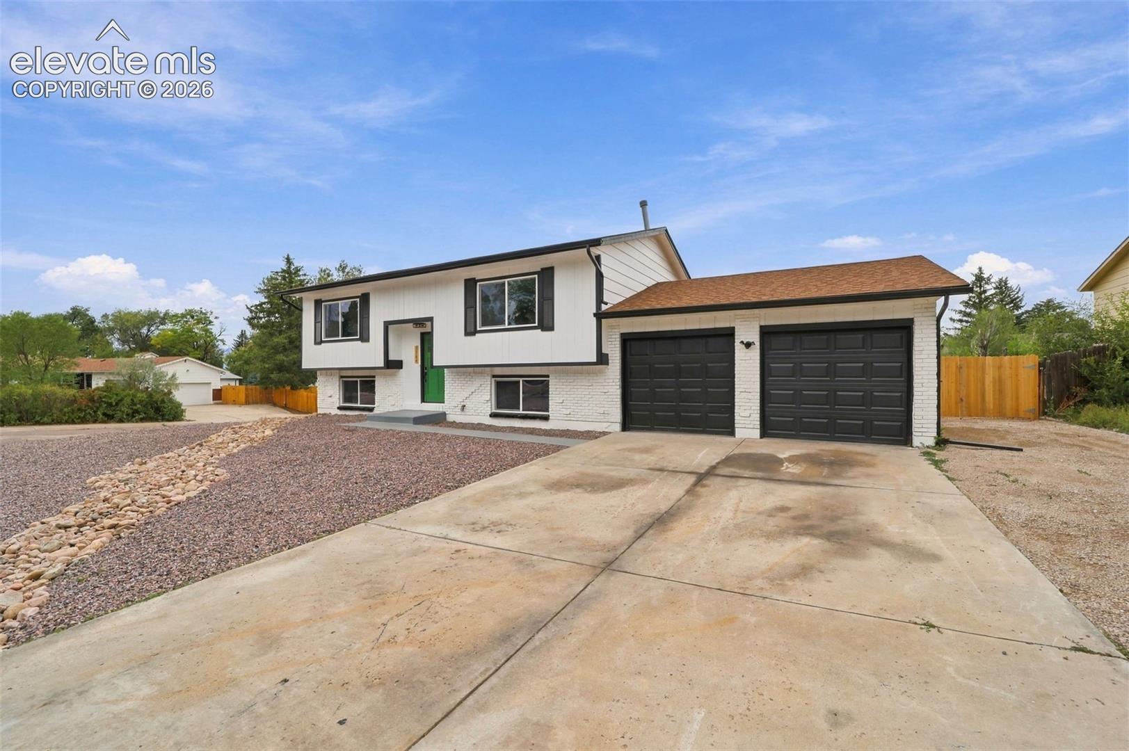 1144 Kachina Drive