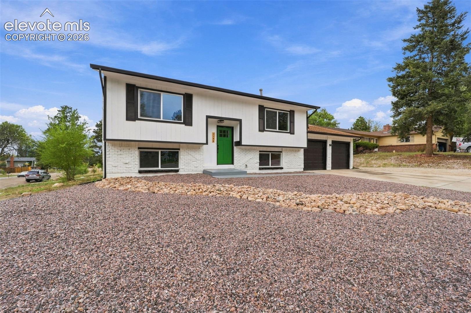 1144 Kachina Drive