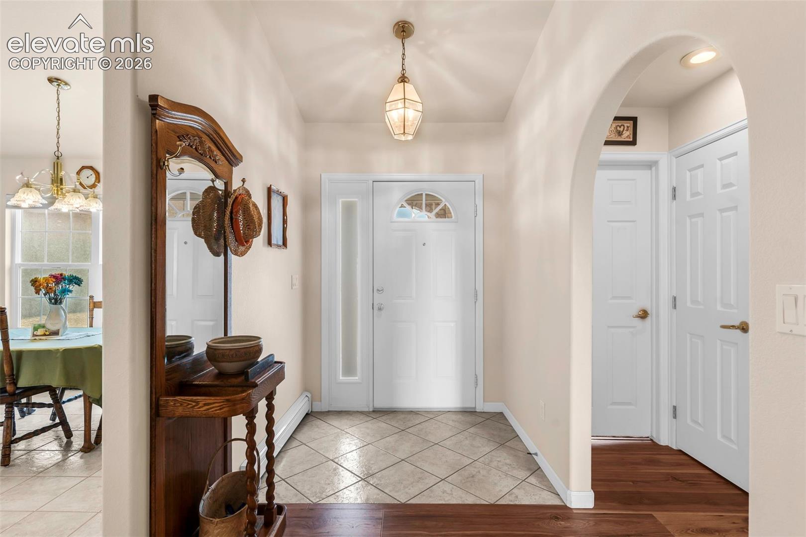1165 S Oakleaf Drive