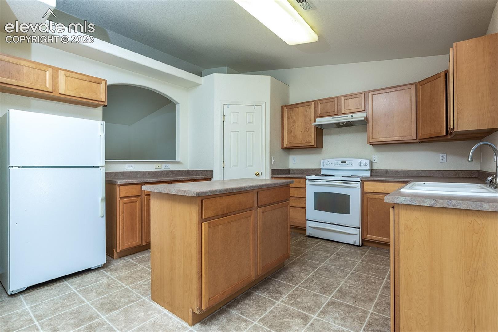 4822 Rusty Nail Point 202