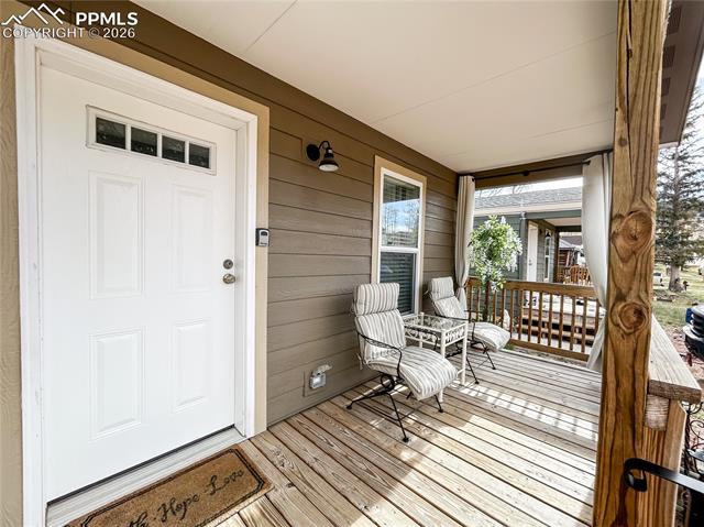 218 W Thurlow Avenue