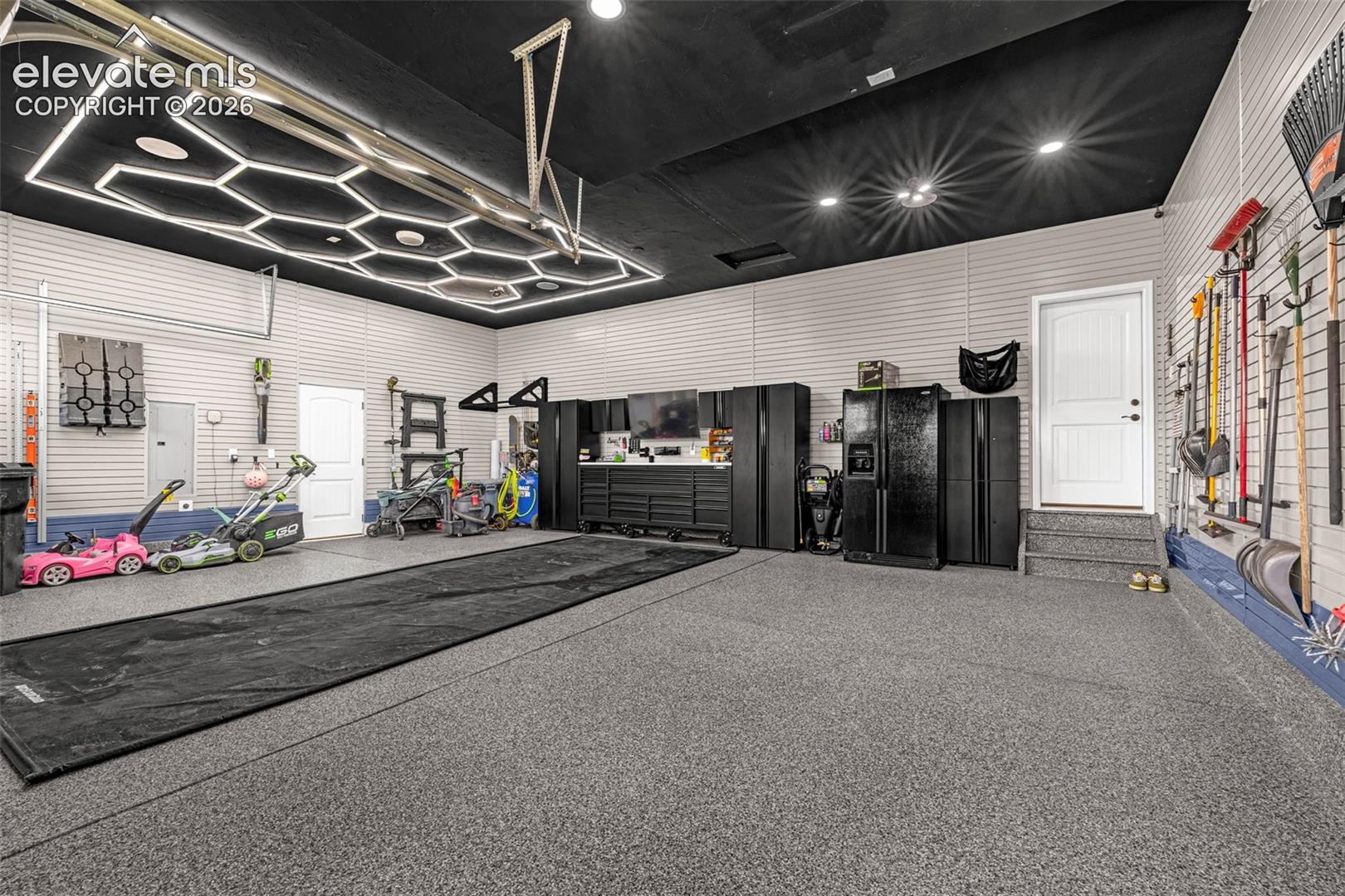 9863 Fairway Glen Drive