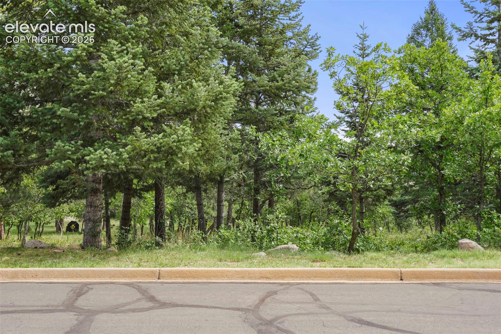 5085 Broadlake View