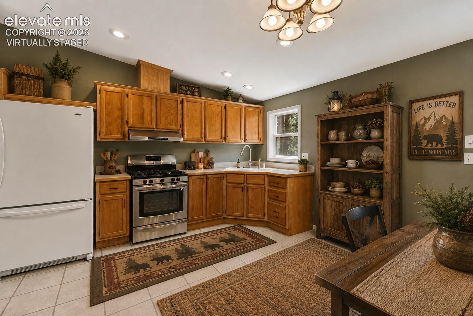 331 Rhyolite Lane