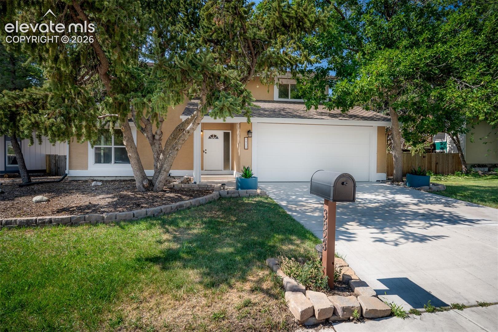 3823 Windsong Court