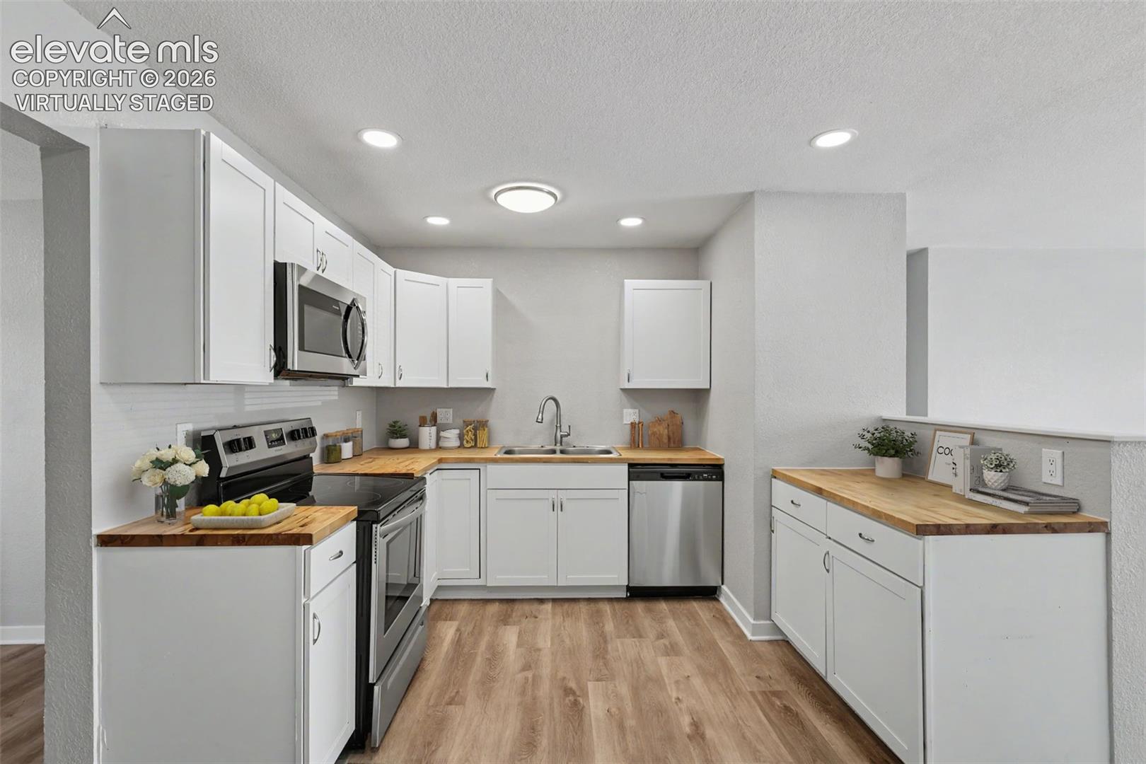 4416 S Chamberlin NA