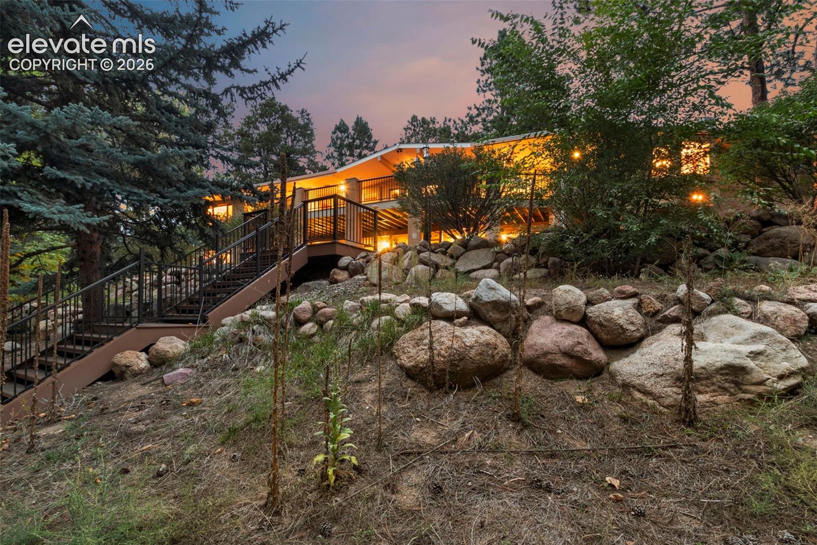9760 Kit Carson Lane