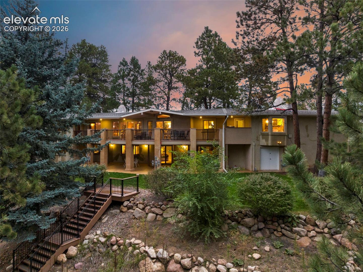 9760 Kit Carson Lane
