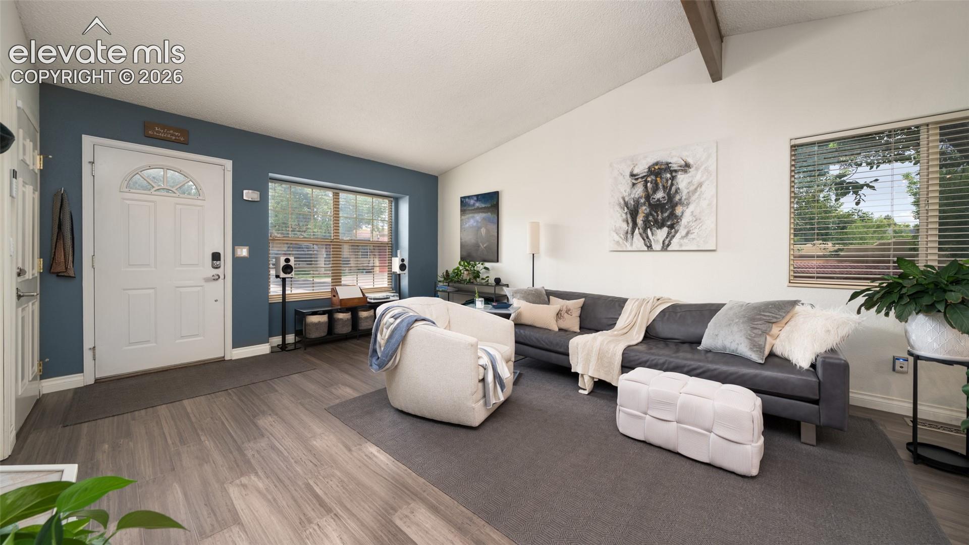 1338 E Parkway Drive