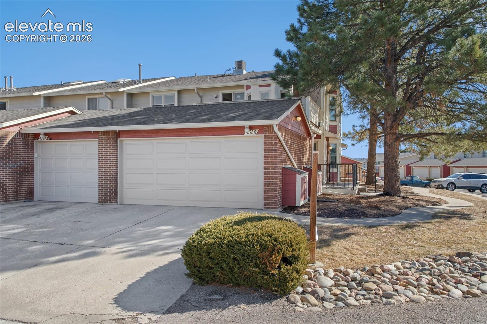 432 W Rockrimmon Boulevard B