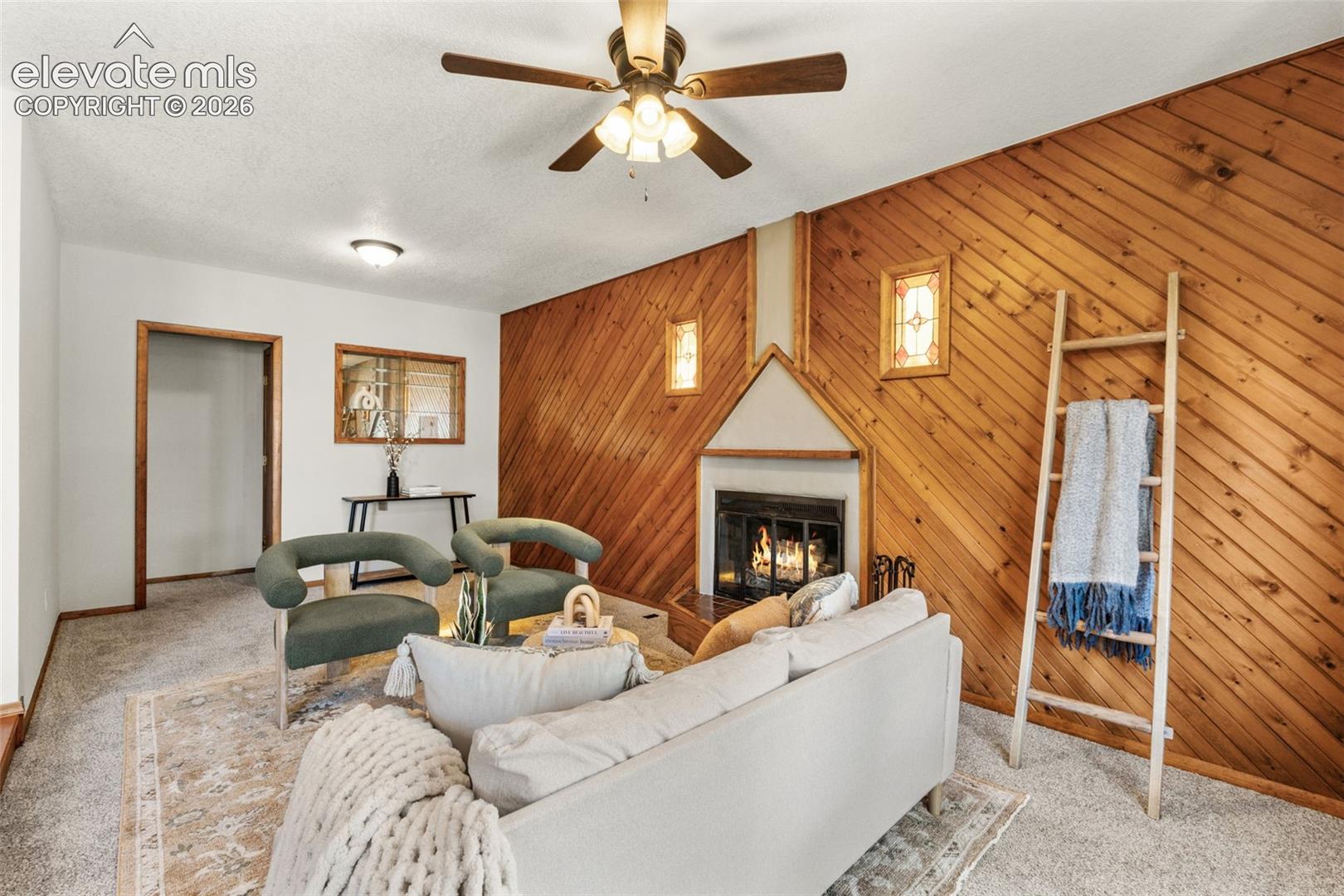 215 Twain Court
