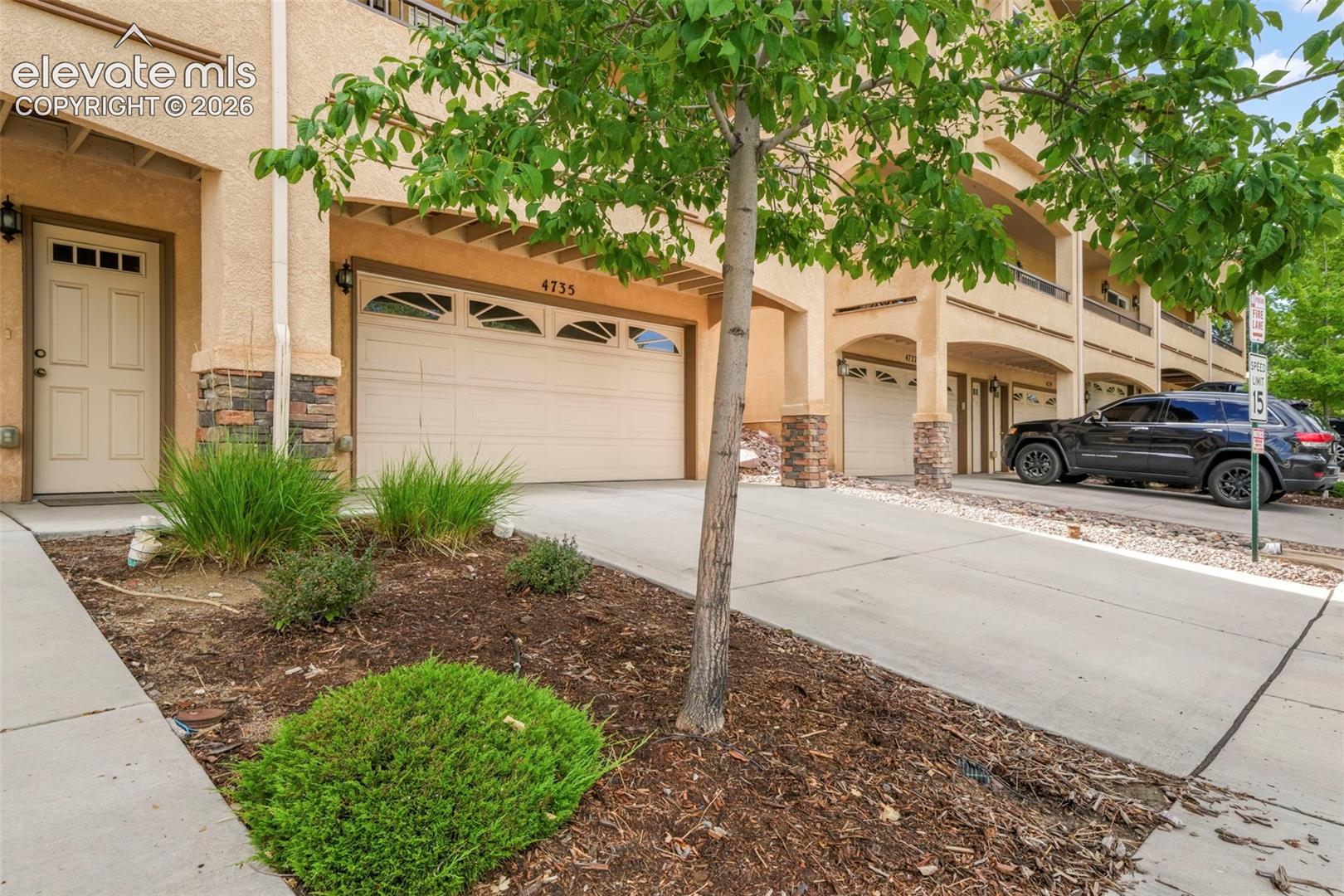 4735 Iron Horse Villas Point