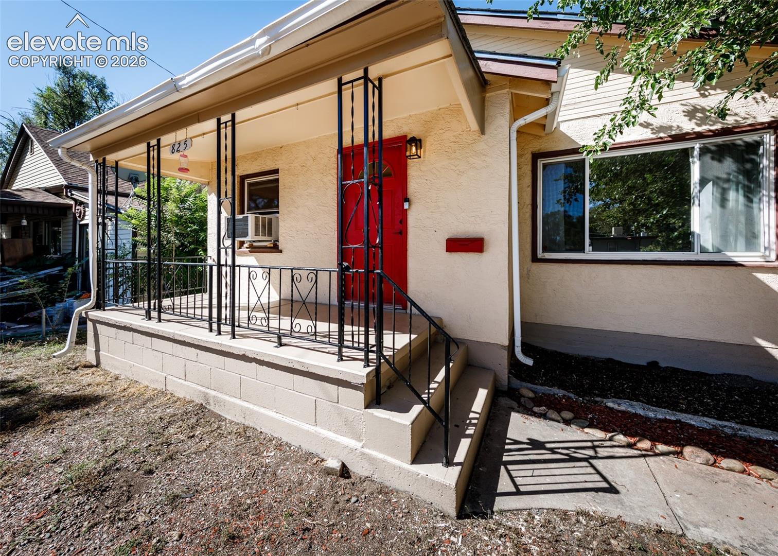 825 Bragdon Avenue