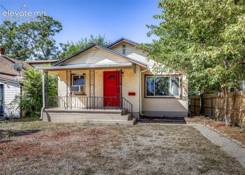 Photo of 825 Bragdon Avenue, Pueblo, CO 81004 (MLS # 6494269)