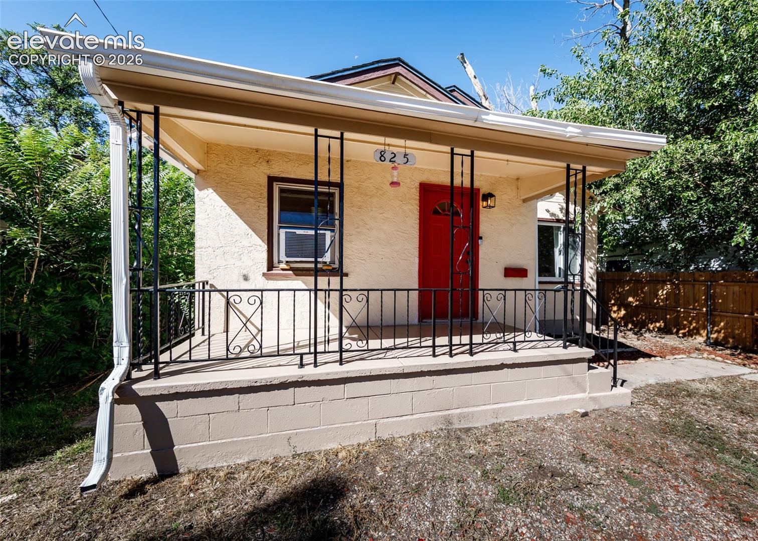 825 Bragdon Avenue