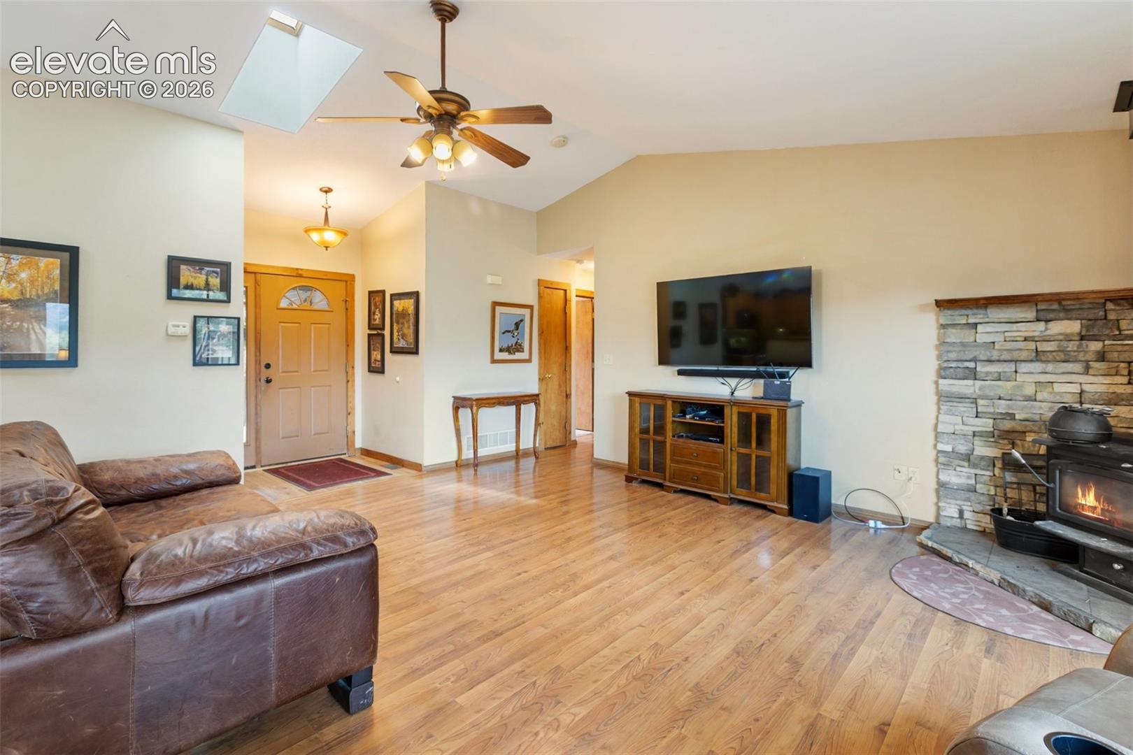 251 Surrey Lane