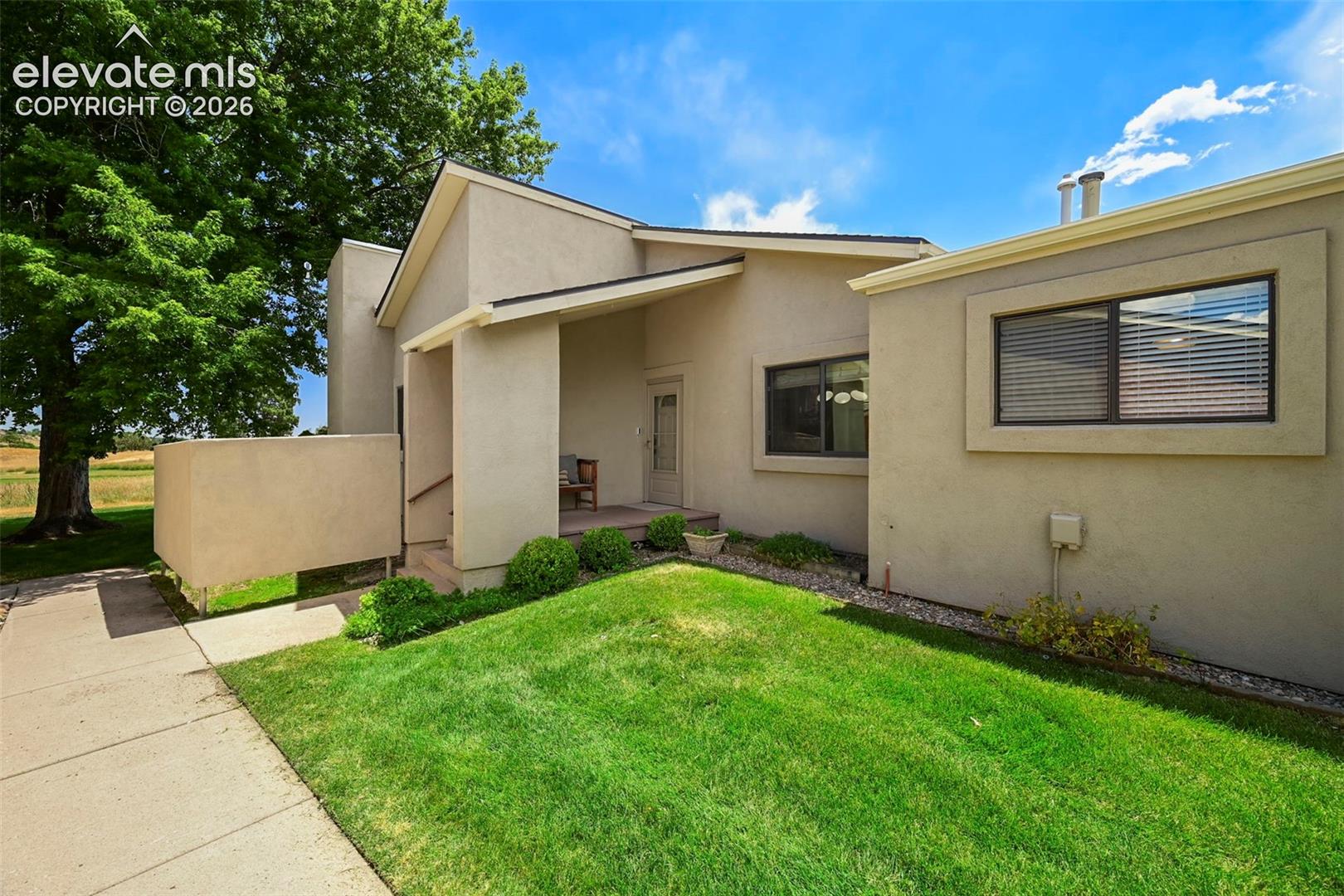 348 Blue Windsor Lane