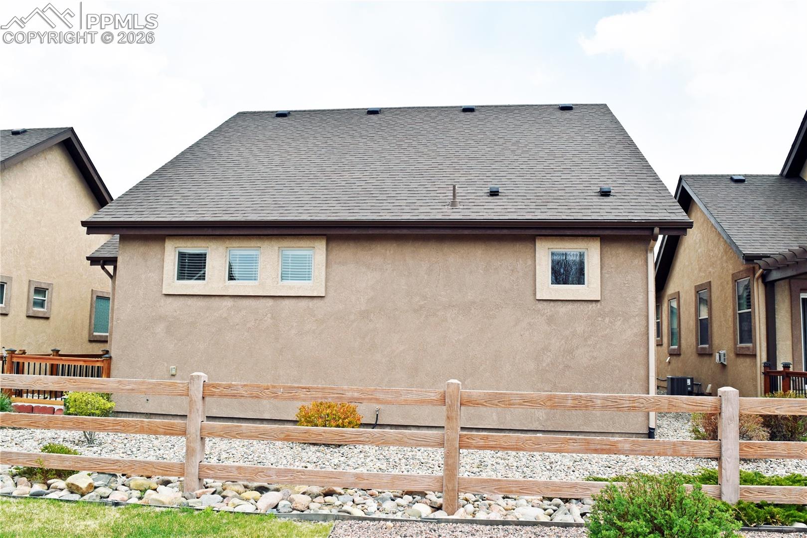 6558 Petaluma Point