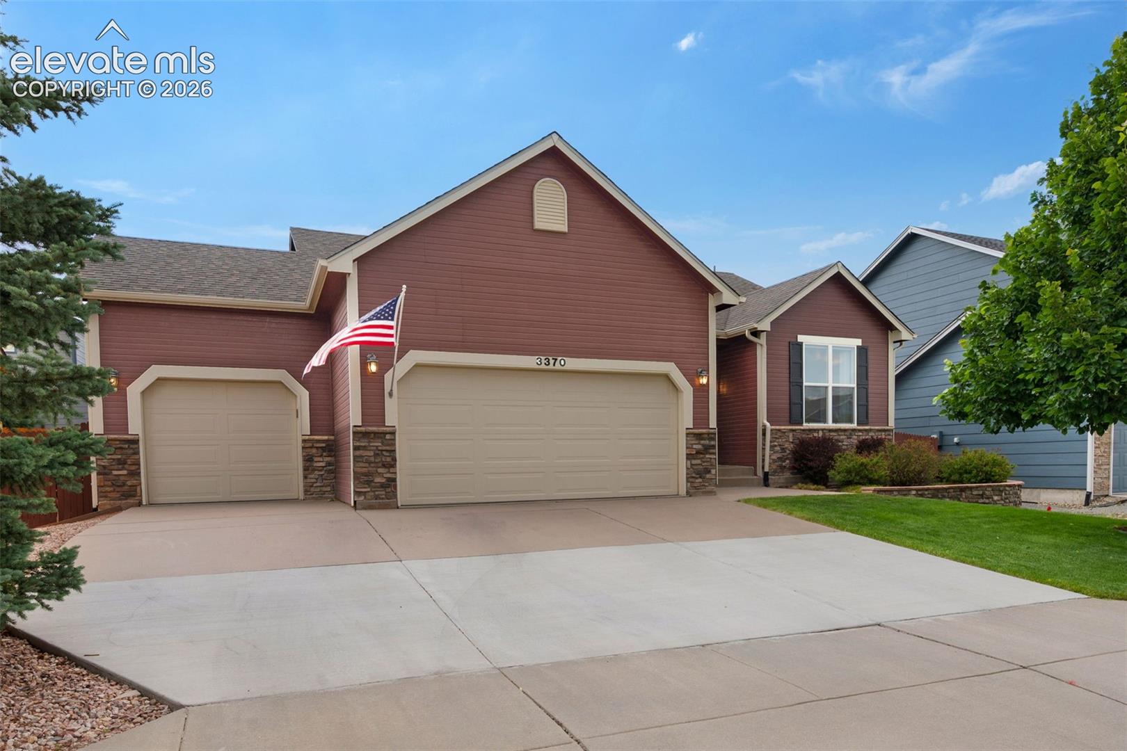 3370 Harbor Island Drive