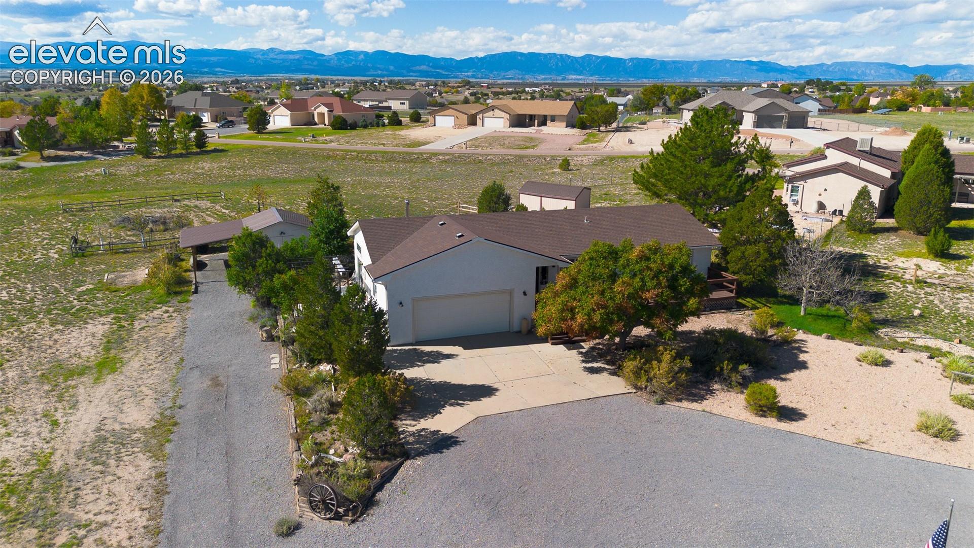 1880 W Escalante Court