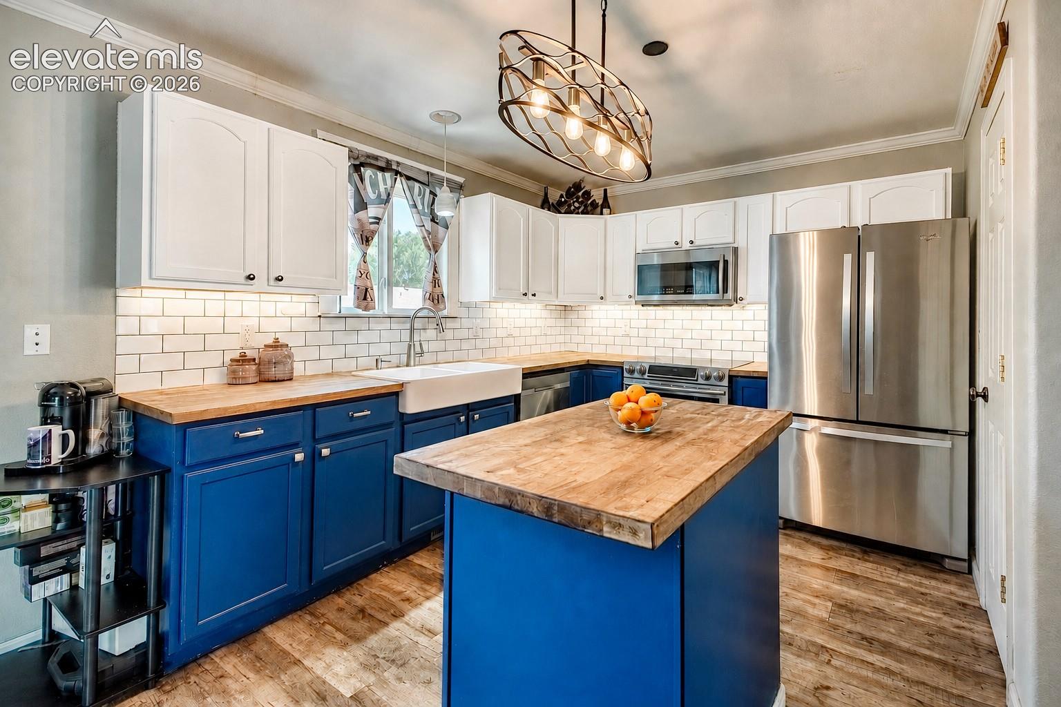 1395 Legend Oak Drive