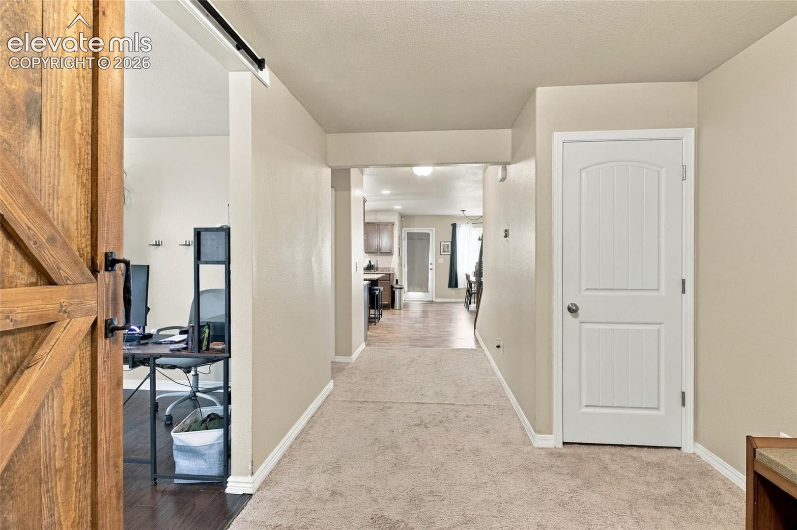 4077 Creek Legend View