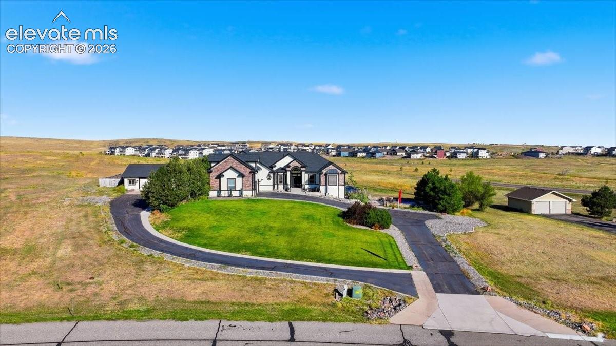 715 Coyote Trail