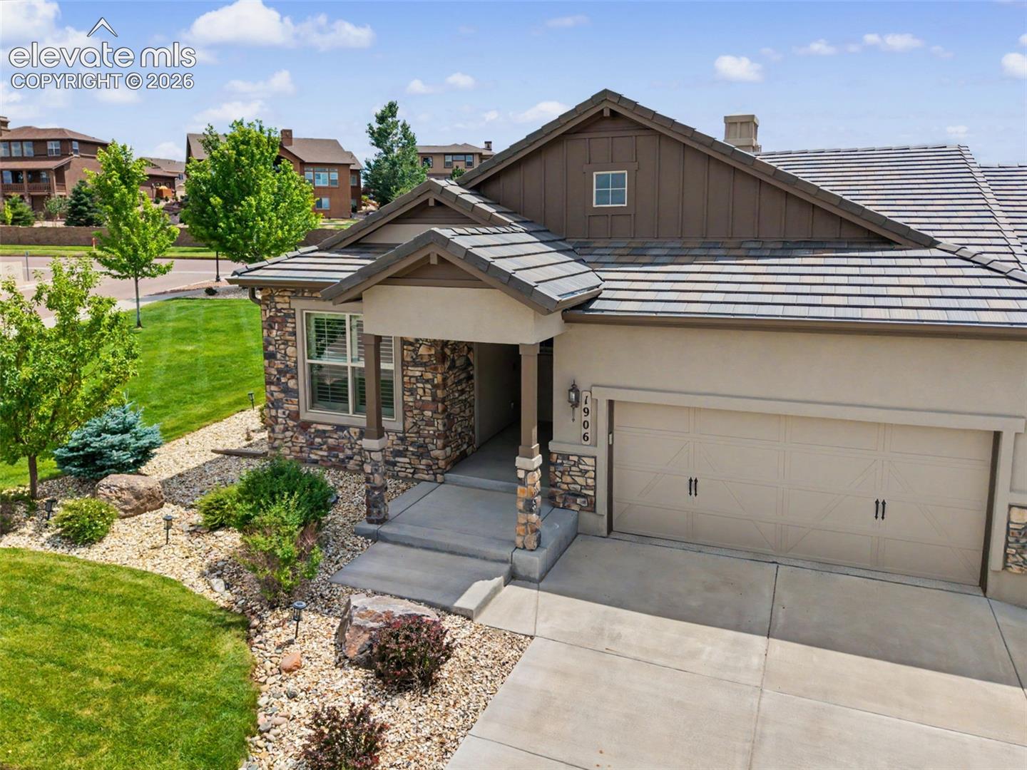 1906 Villa Creek Circle