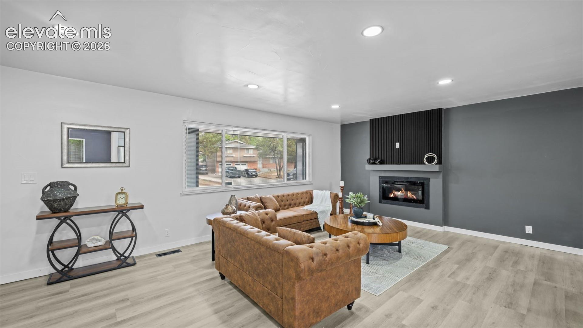 1341 Saratoga Drive